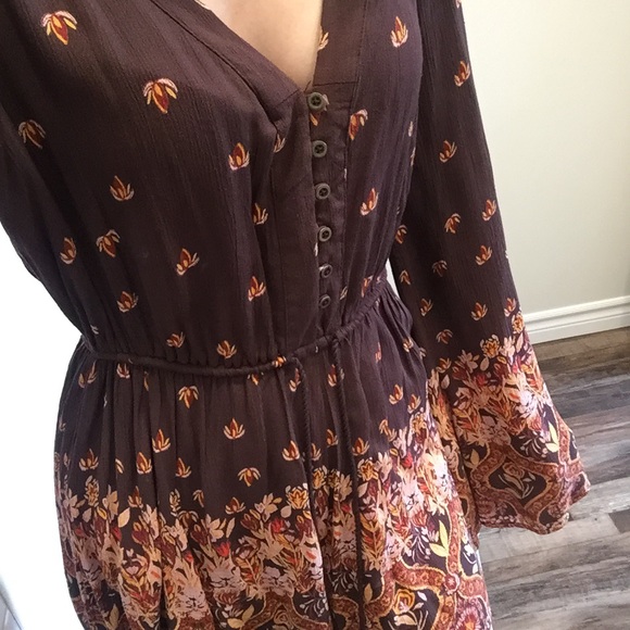 Urban Outfitters Floral Romper - Picture 4 of 6